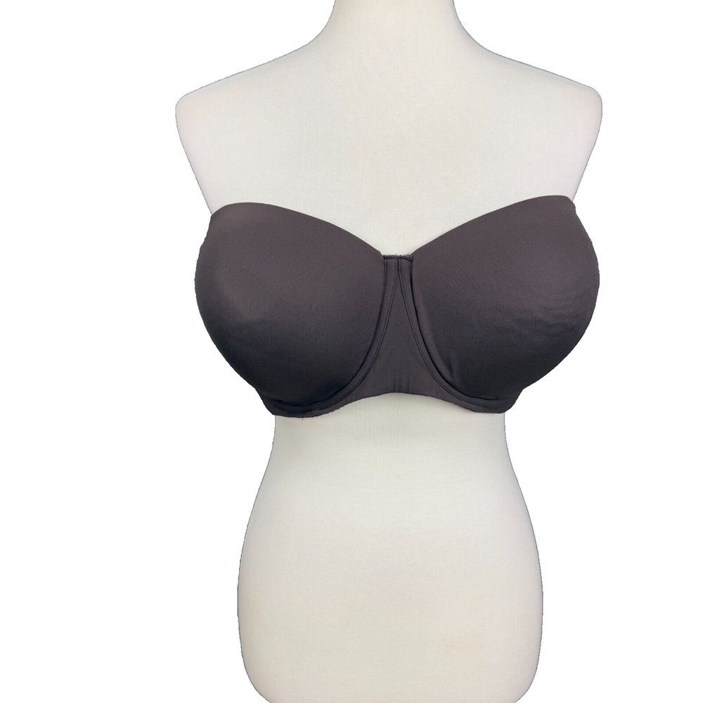 SKIMS Strapless Bra in Dark Brown